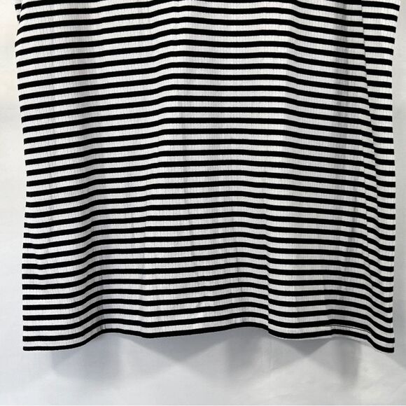 Torrid Super Soft Rib Hook And Eye Striped Tank Top 0681 - Picture 4 of 13